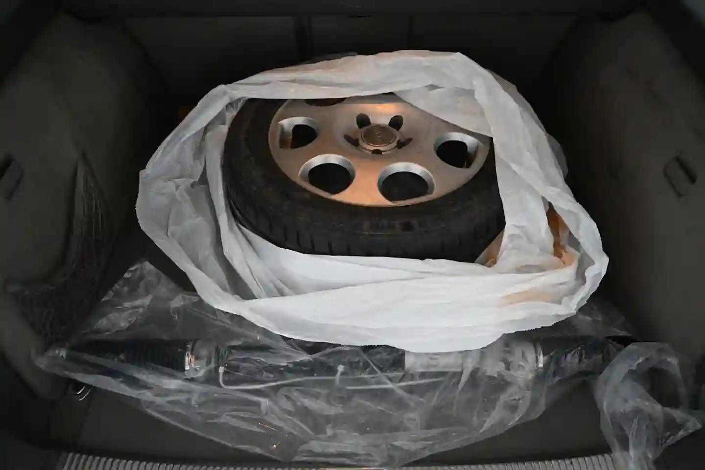 Car Image - 63vyIpfGKLKyzKUb1Umx9k