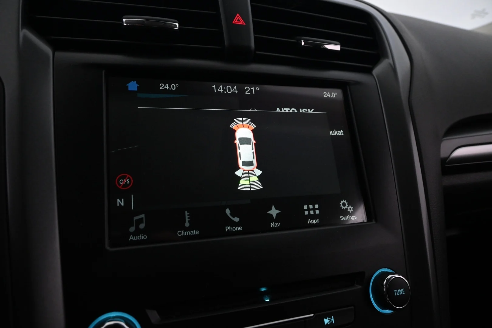 Car Image - 3ysM5DYewEmg9R5RETZ0o6