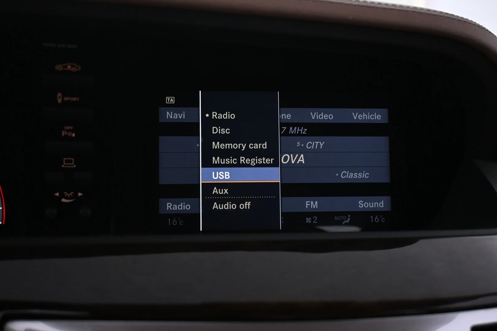 Car Image - 5iQwMFj0oybiqHRaqt7jw9