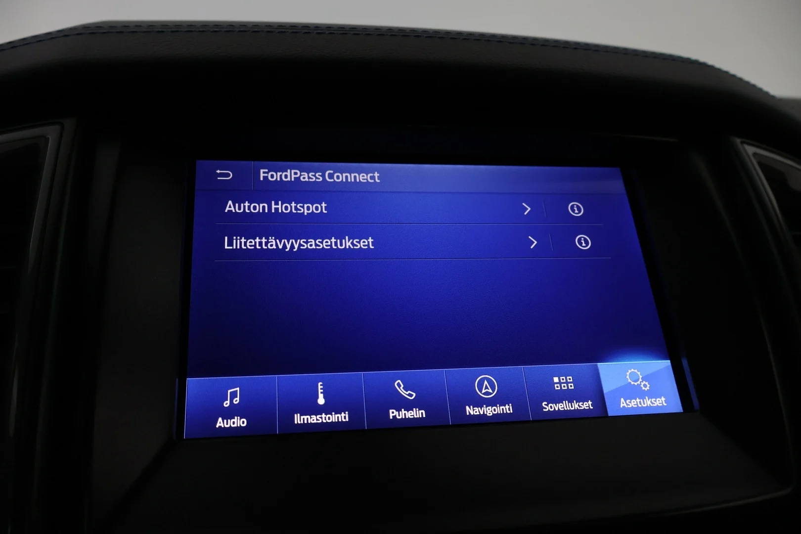 Car Image - 3iE8AYdHphGr8HwEWTKEWJ
