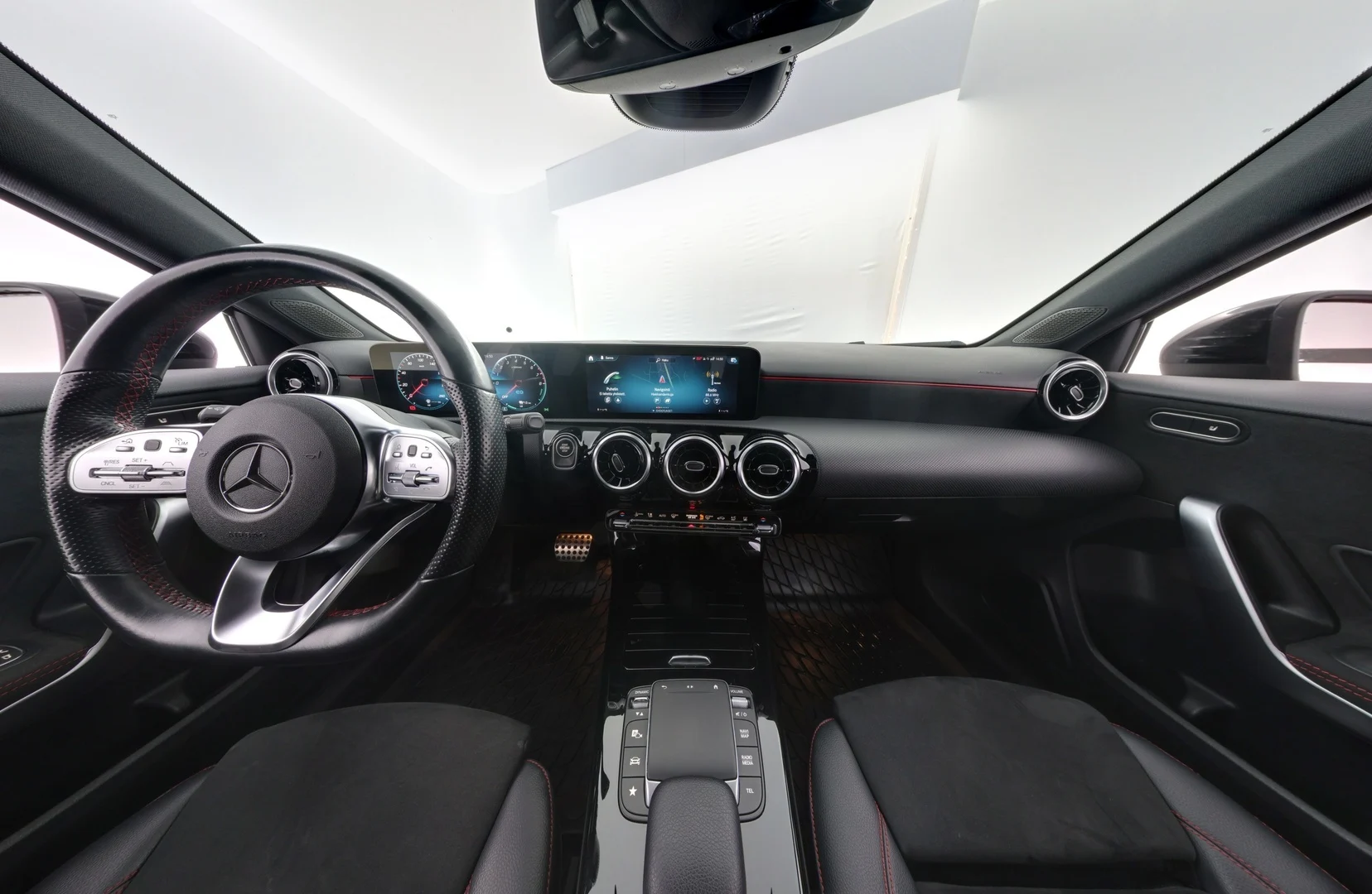 Car Image - 61SkymPmBvwSH0E4nBixhU