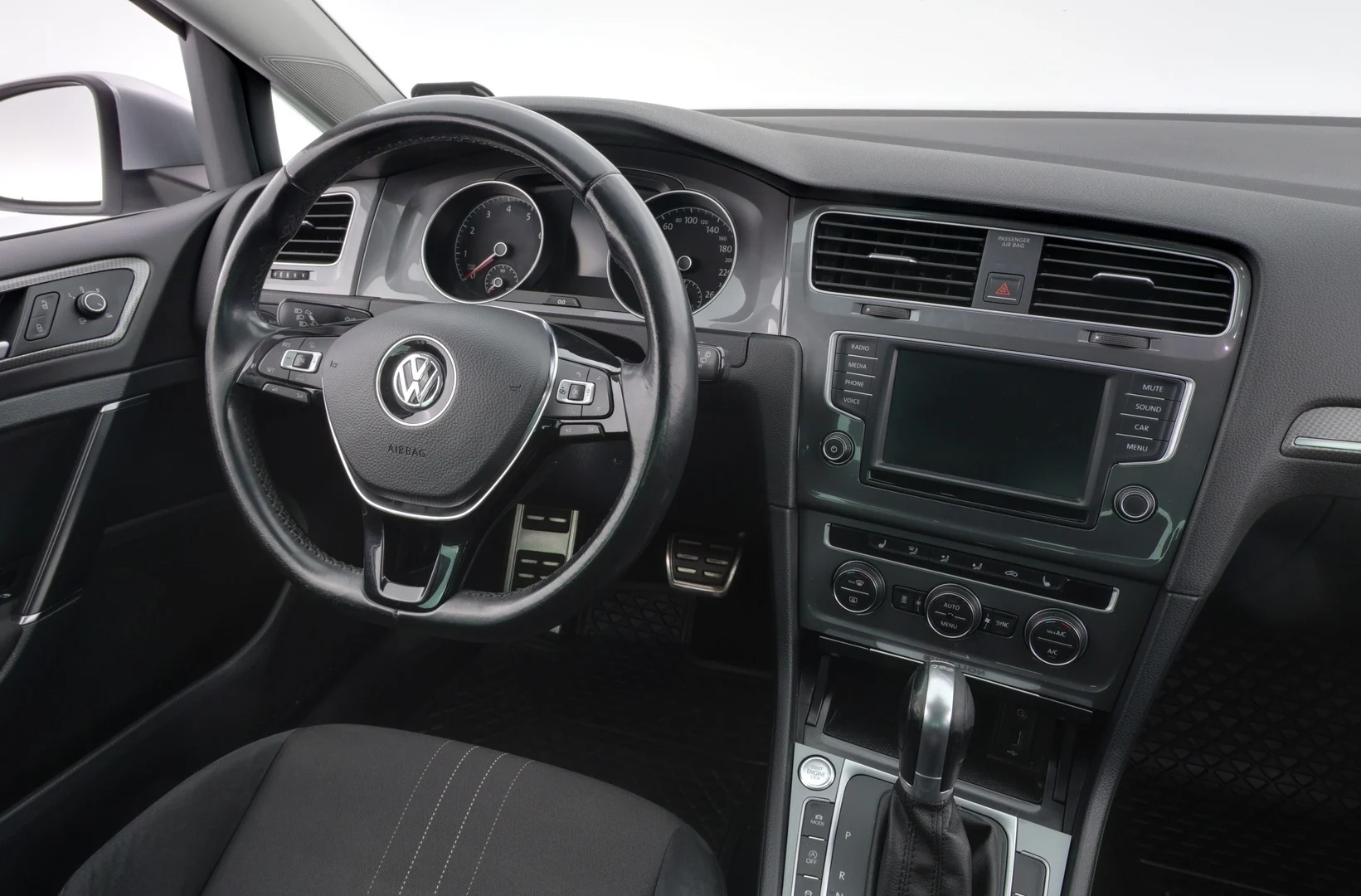 Car Image - 1qEvcjKuEgS4gkEwTjCNqj