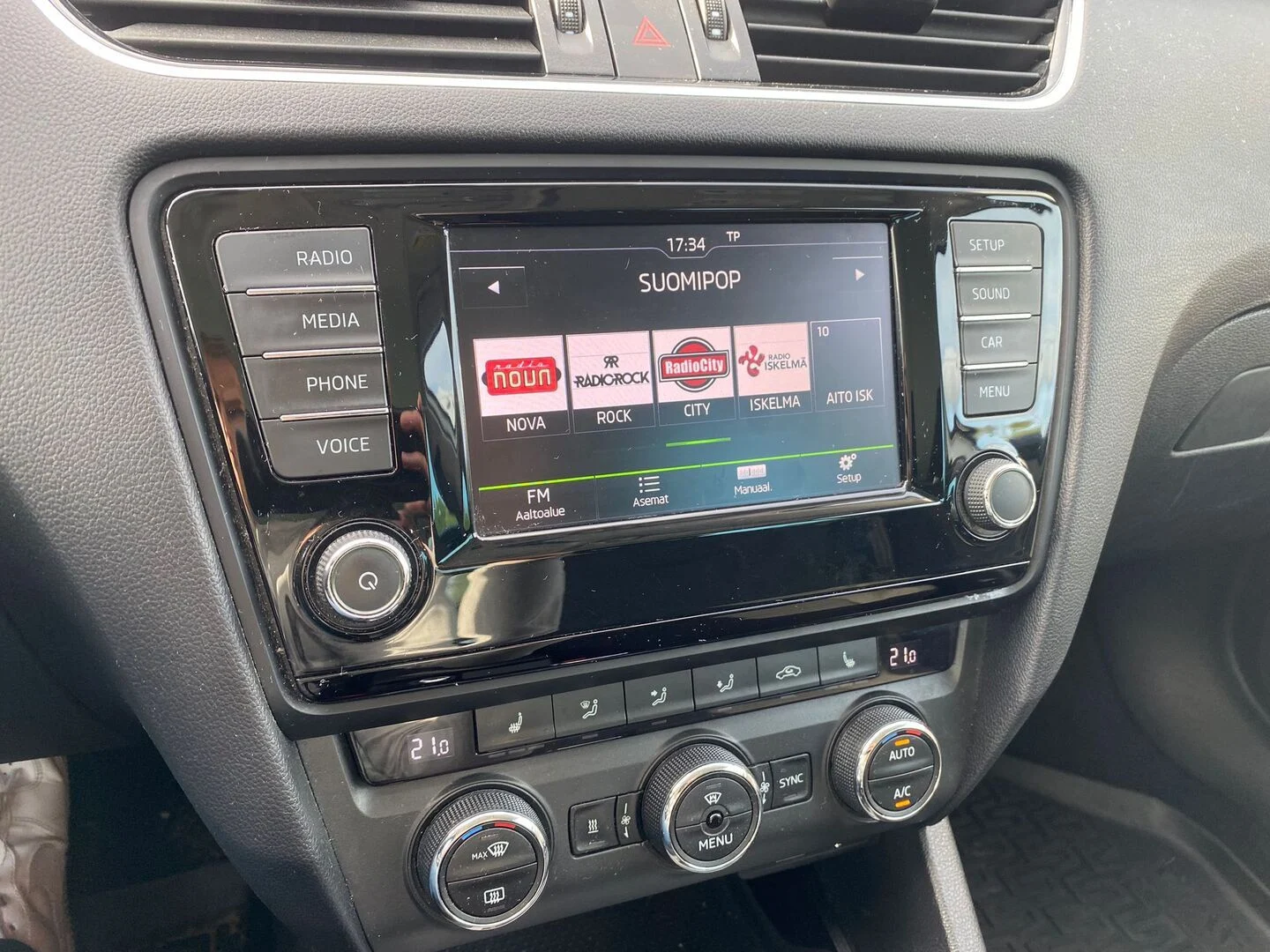 Car Image - qKAmhoaWP5AUHXptkhEBR