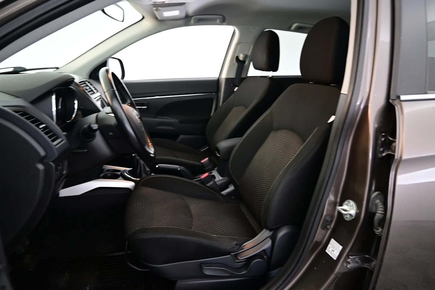 Car Image - 6vQM9PykTyJm3QMXMQooJk