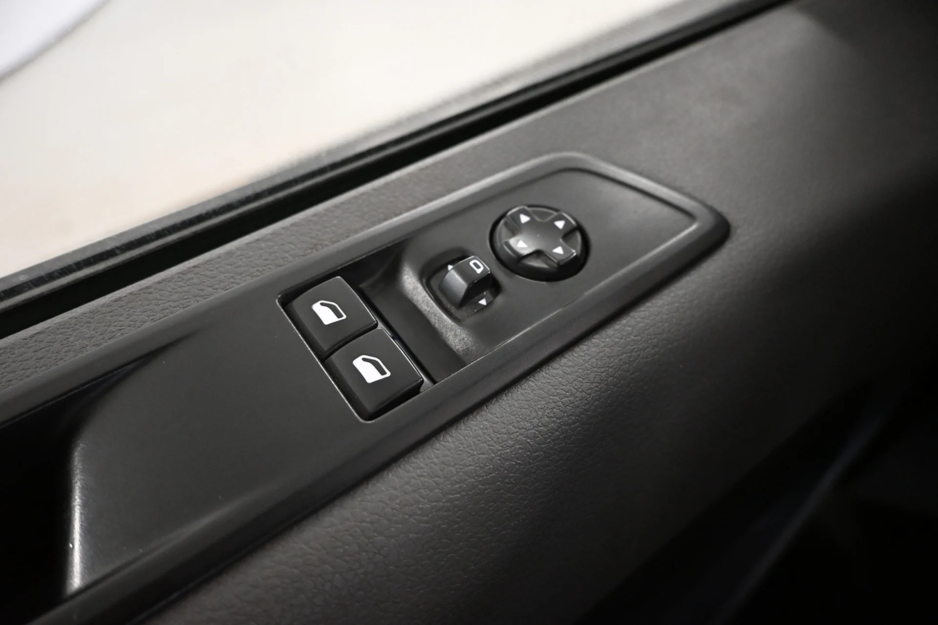 Car Image - 2DFrer68pNGwaO7SaH4HCR