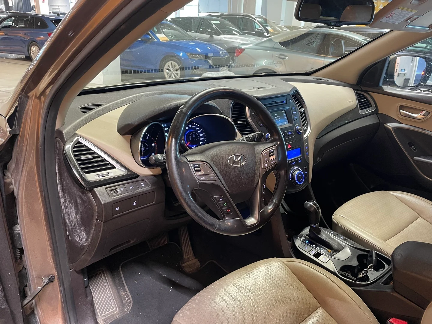 Car Image - 6v4qwP4yvHYENLs3DhmXGw