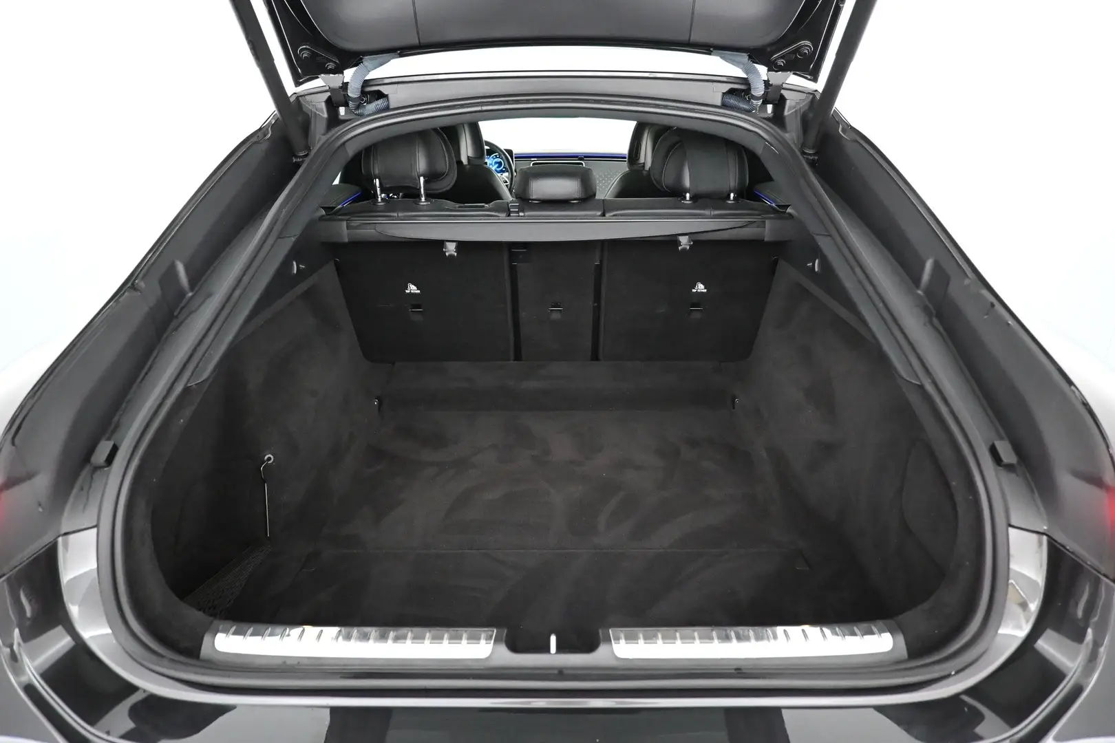 Car Image - 6Edn9pLYug7ECmdOVNrKvj