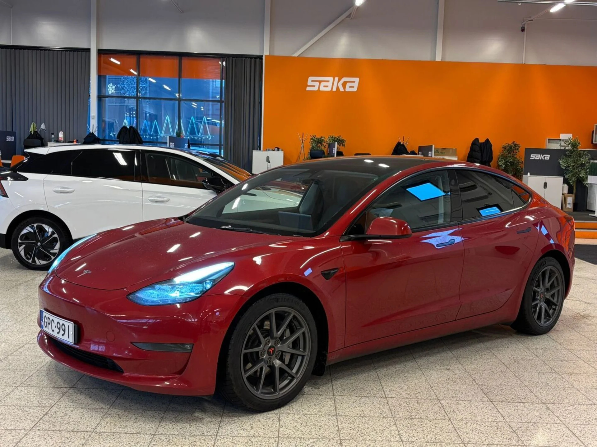 Car Image - tAO9nZFeJCl9ipCbc9Rsu