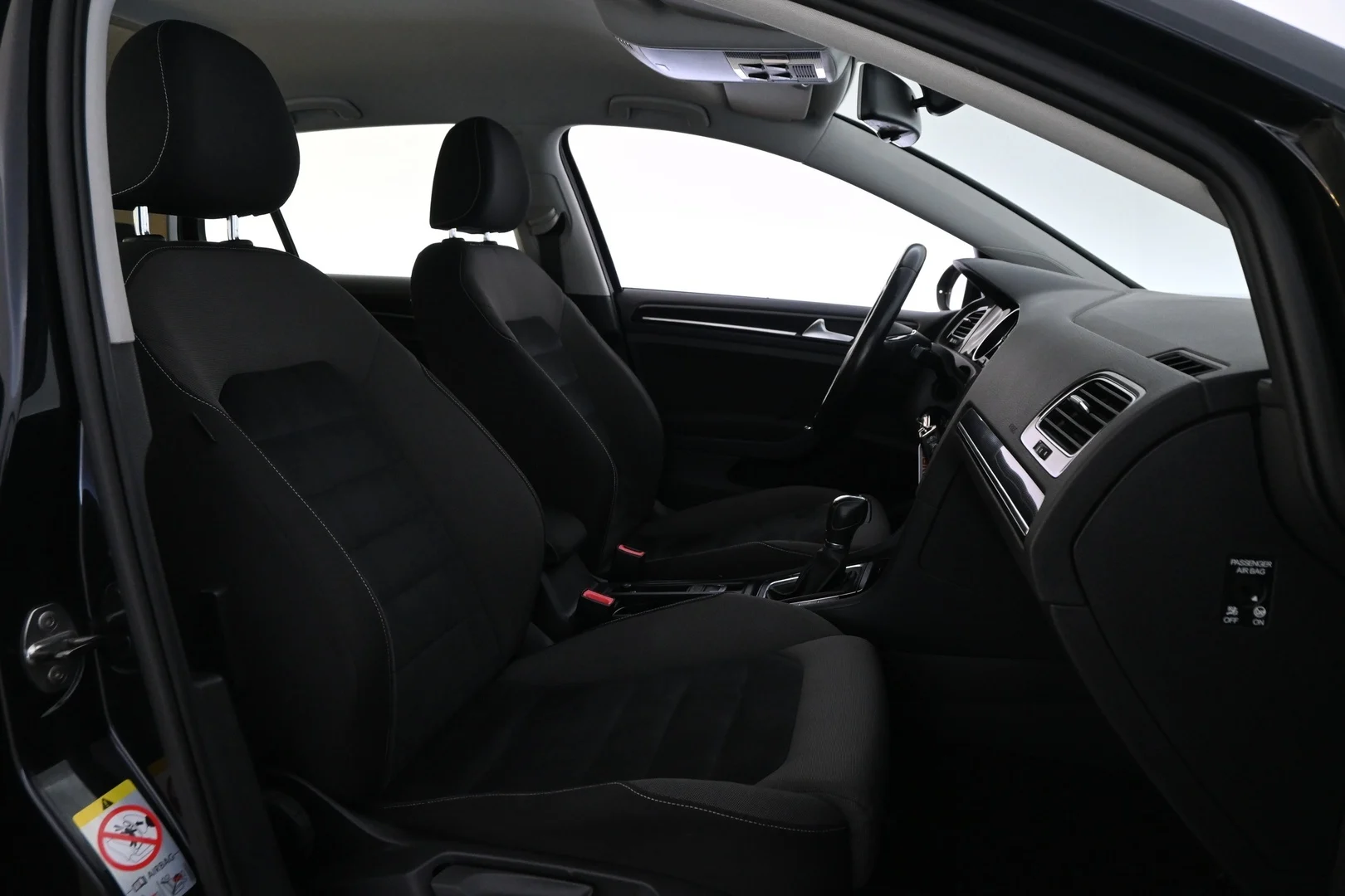 Car Image - 3WJlNhzn6bZi7fedjwWNZb