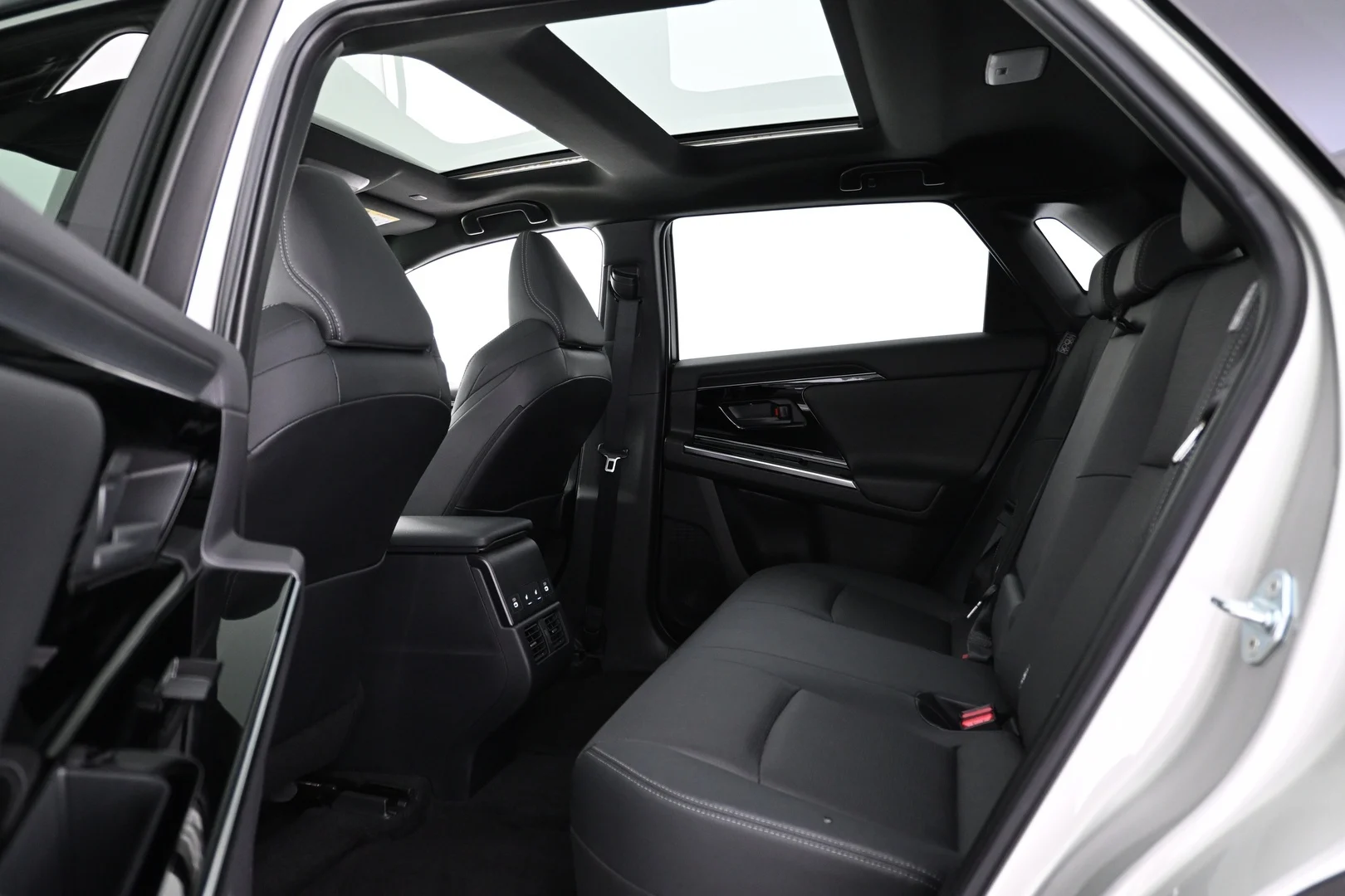 Car Image - 6rB6haoYdTc9qHKboVgCT4