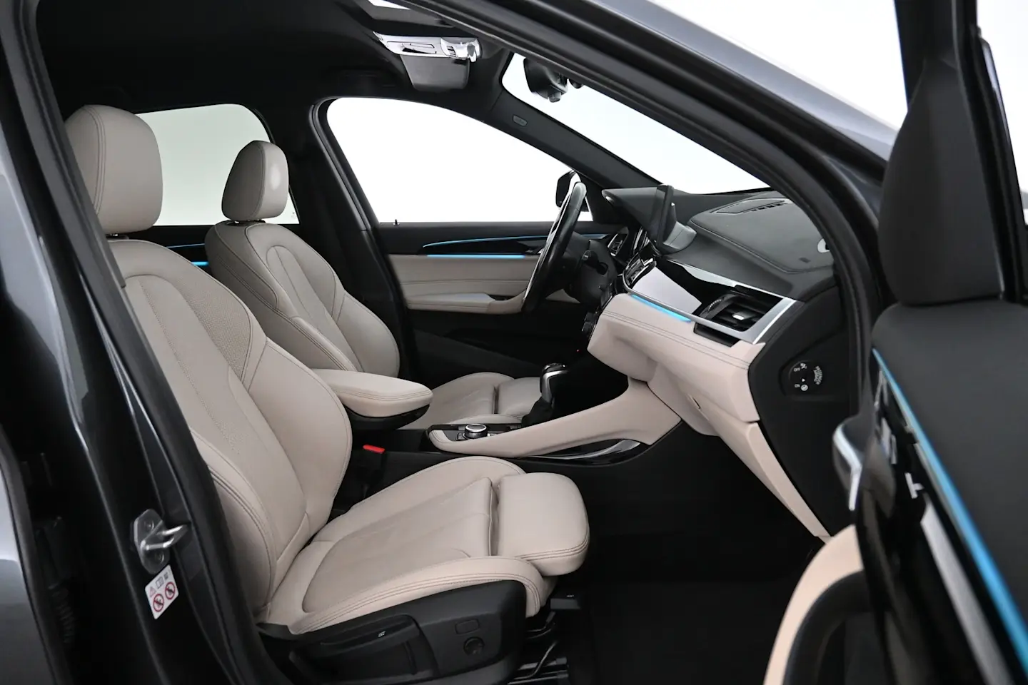 Car Image - 6vDZybSWBXJy0tQLudKRb0
