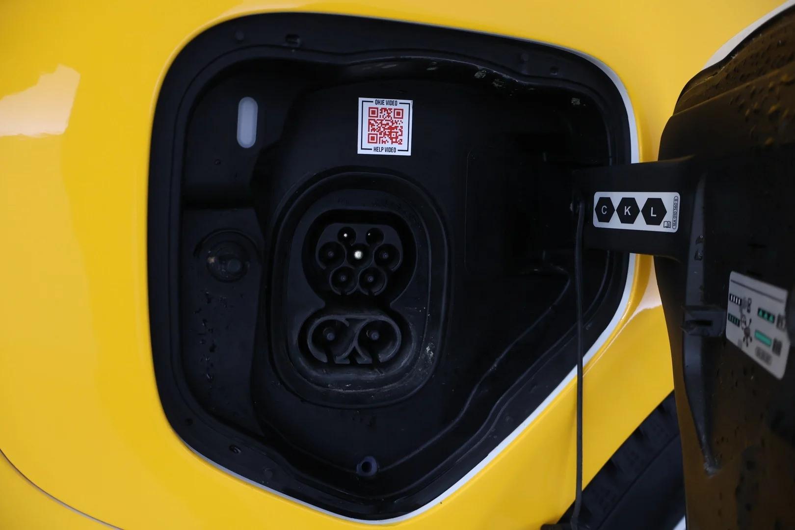 Car Image - 2fNLIad3J9Qbe16VFuJ0Ol