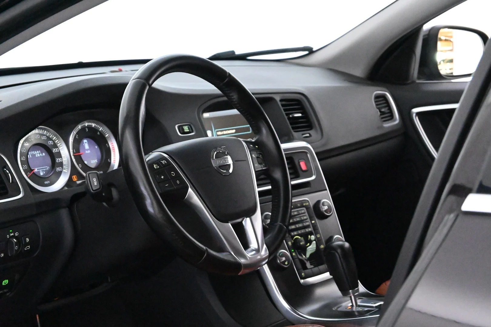 Car Image - 5tEAj5MR18WASFbR5wQmcm