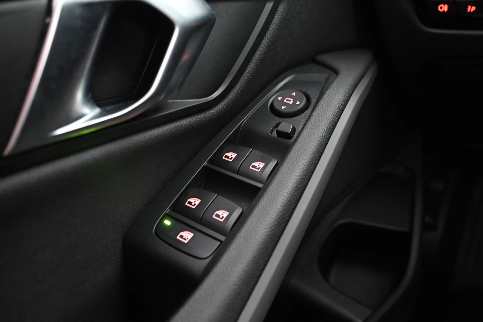 Car Image - oicI0oxzlmAR0Cd6Df4PG