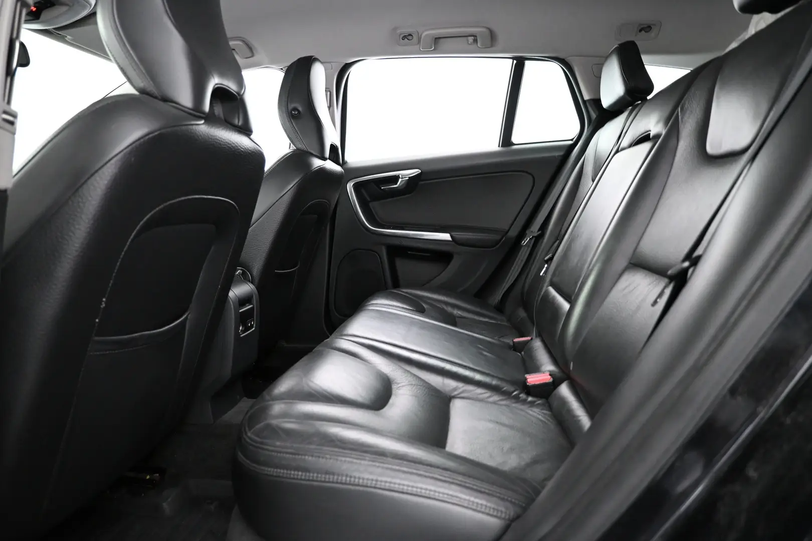 Car Image - 4aCBGtcX73nstpc8Sw7r1y