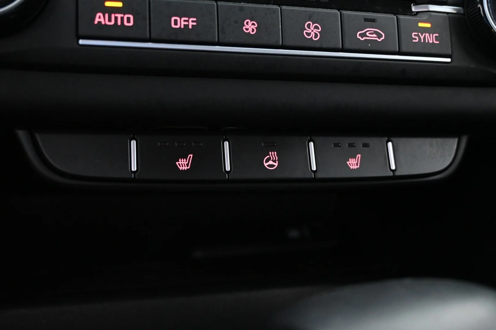 Car Image - 2akwSyRCRKP8xqkCBsPG88