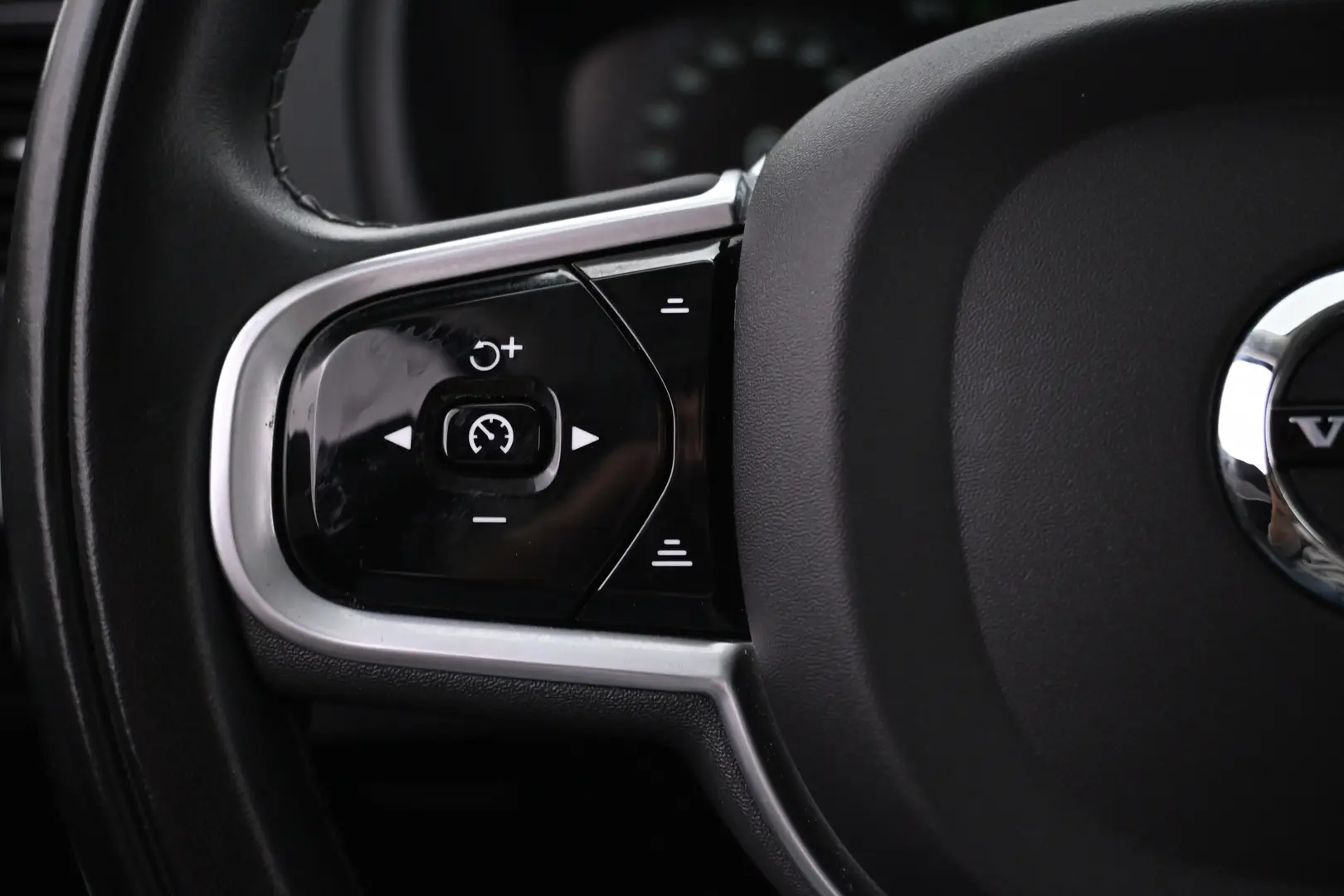 Car Image - 35PWuNlRrhkxWEsczc2y71