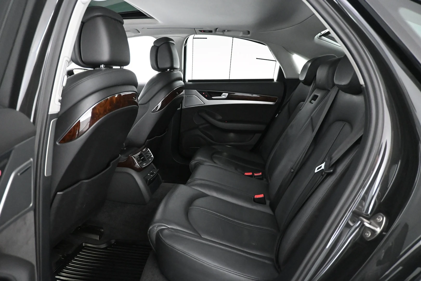Car Image - 1Jh0JhpVJvhCeFPKSnmnJA