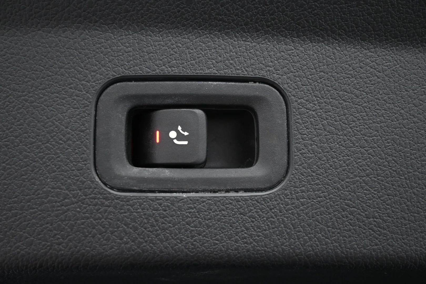 Car Image - 3HtDaynRomIdWp0J8VzfKk