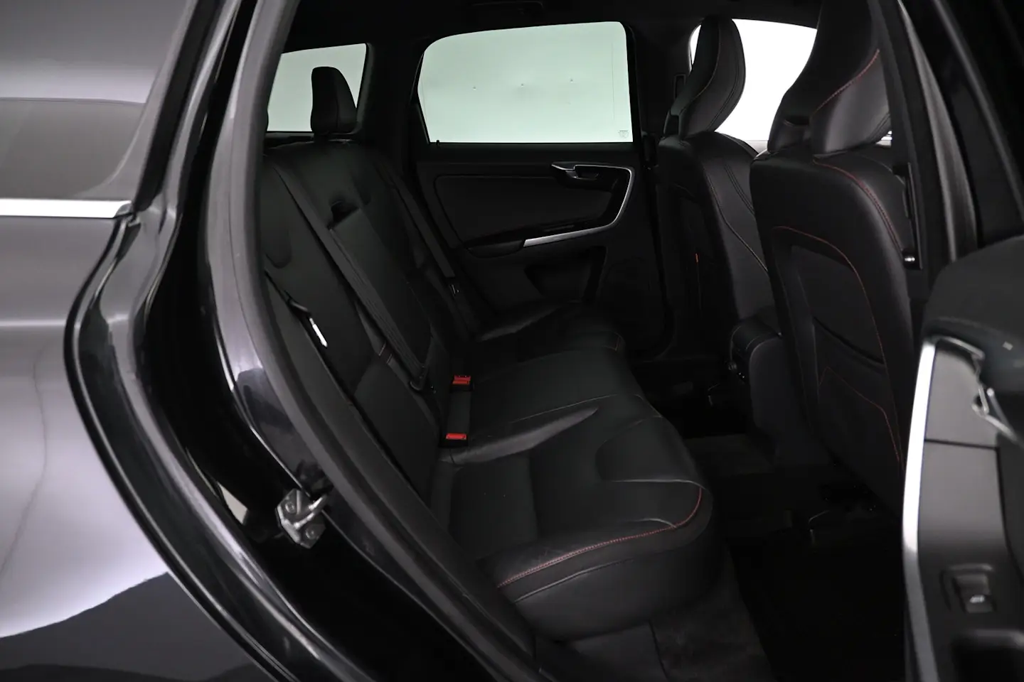 Car Image - 6D8sjKBpyiyjAoScNEot22
