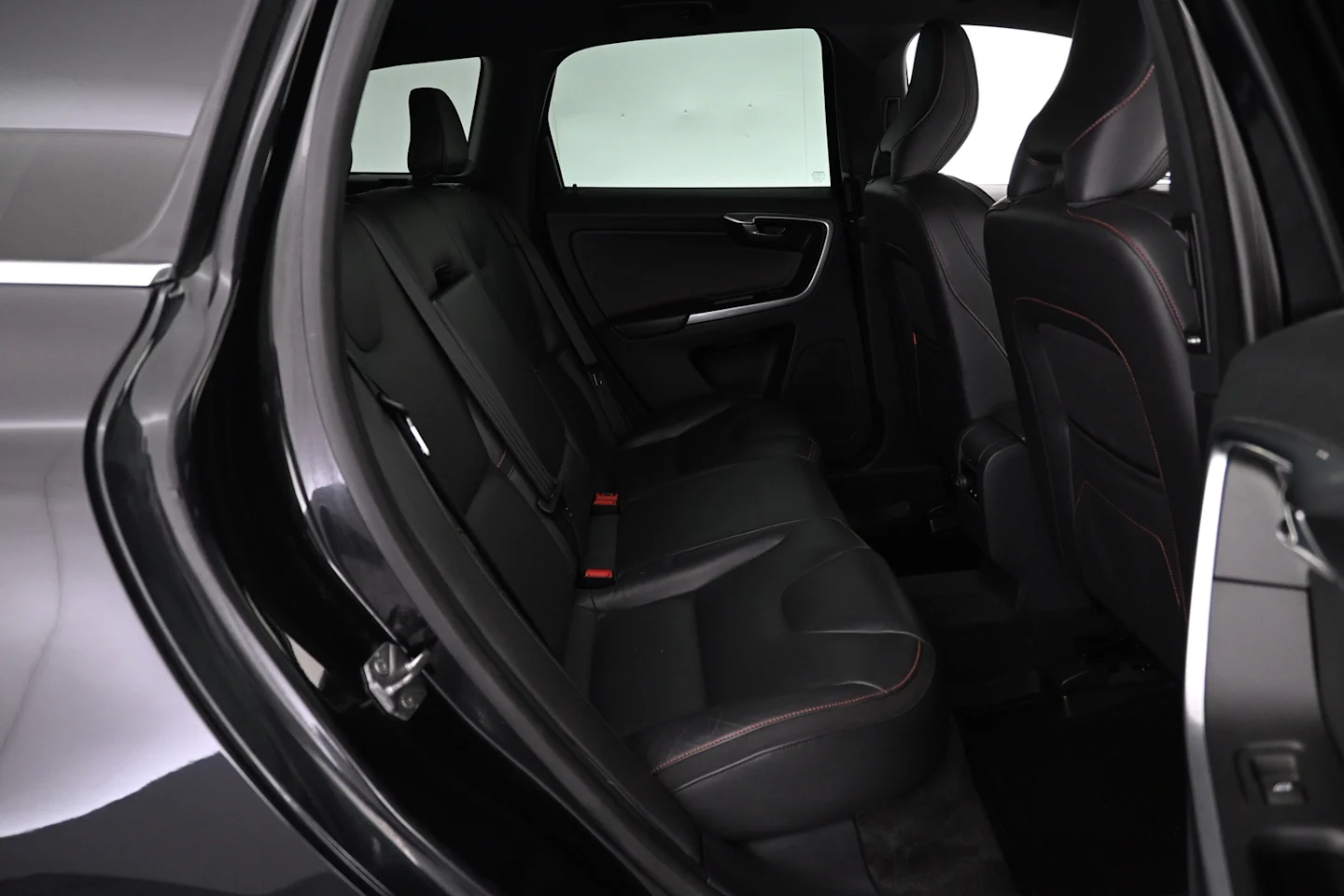 Car Image - 6D8sjKBpyiyjAoScNEot22
