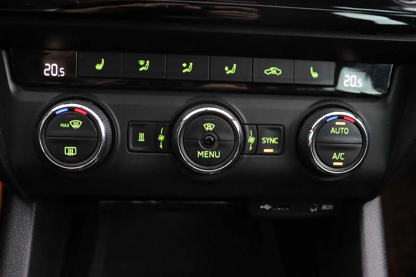 Car Image - 68LnbxZR78aUjYhCu6PmSD