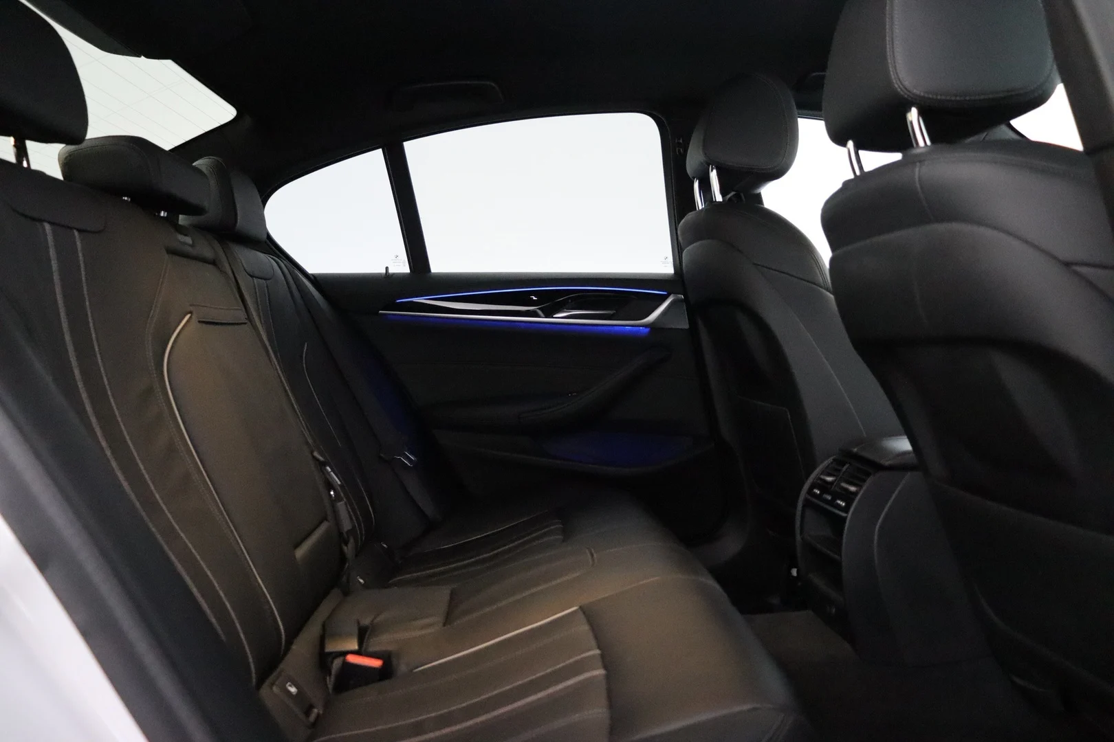 Car Image - 2fBLCIwai1BXu0ohYaht9c