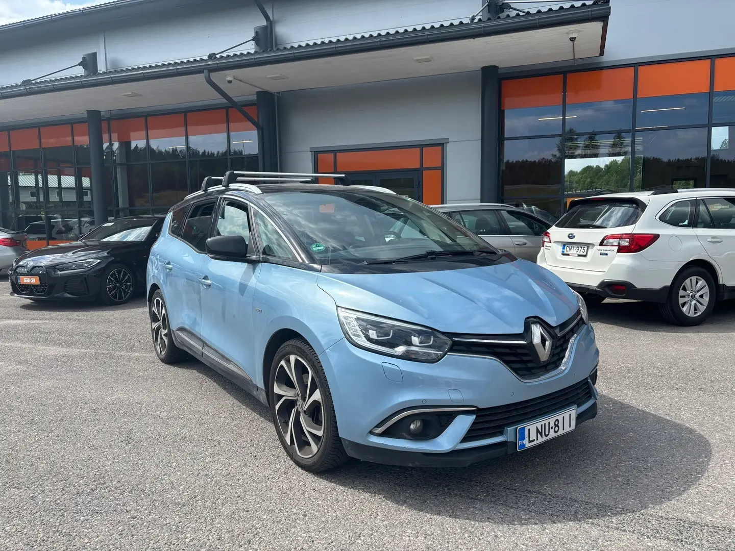 Car Image - FkRnbxb06chVx4R8wmGJx