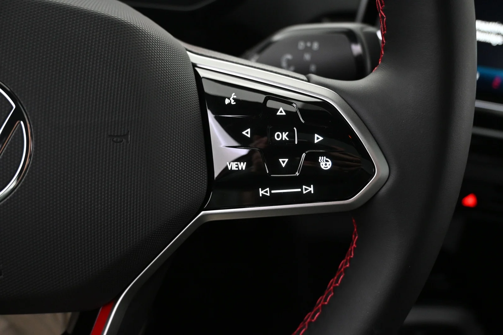 Car Image - 4yYGqEBwZl164CDc6fuS53