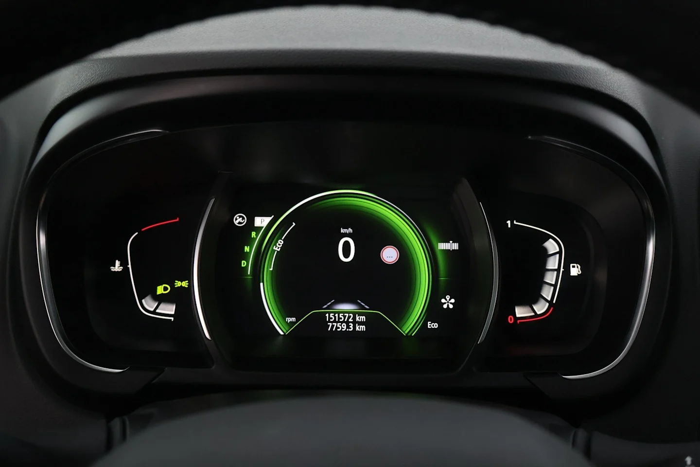 Car Image - FkRnbxb06chVx4R8wmGJx