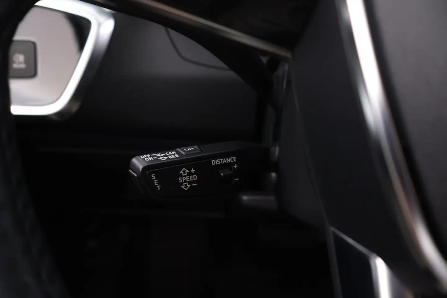 Car Image - fCgHA6qPa4bw9BrvtSefB