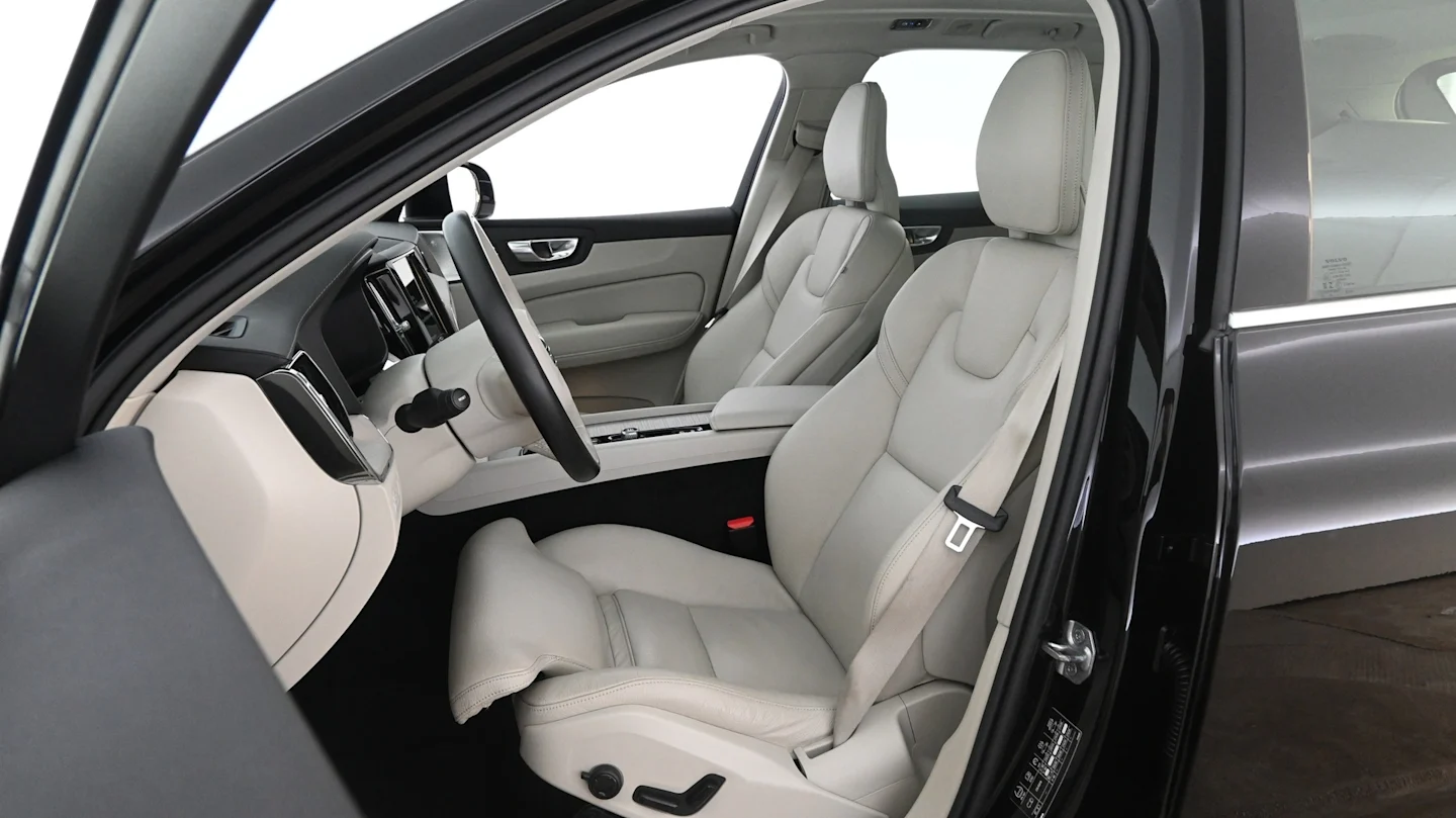 Car Image - 7Iz5fixtiP8Q3996VN07Yt