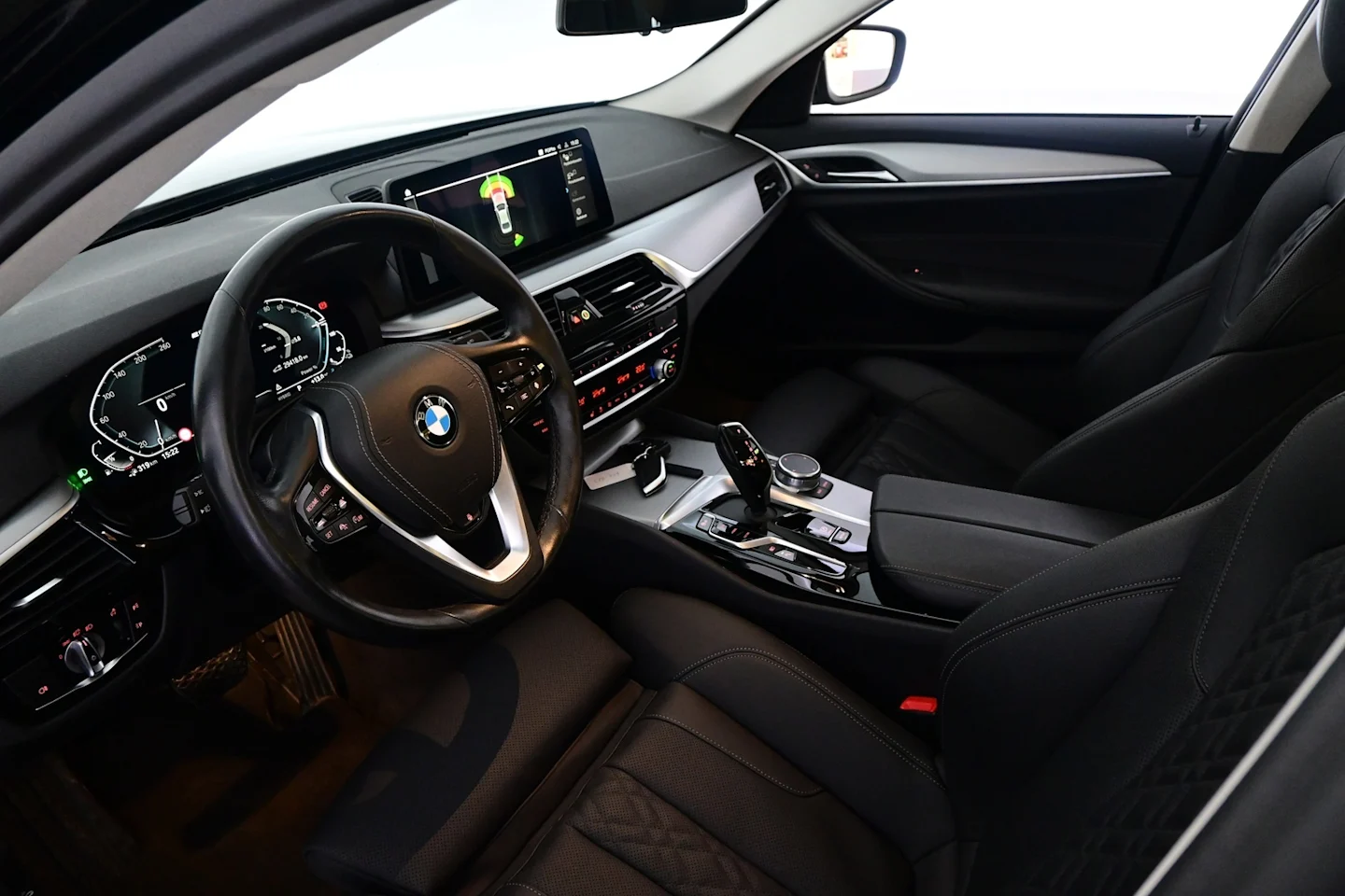 Car Image - 2EjHXmUP2GvxN2OlKb2KtA