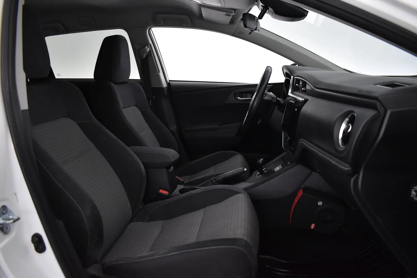 Car Image - 6J1qJP6wKY0nsAQsYByx4y