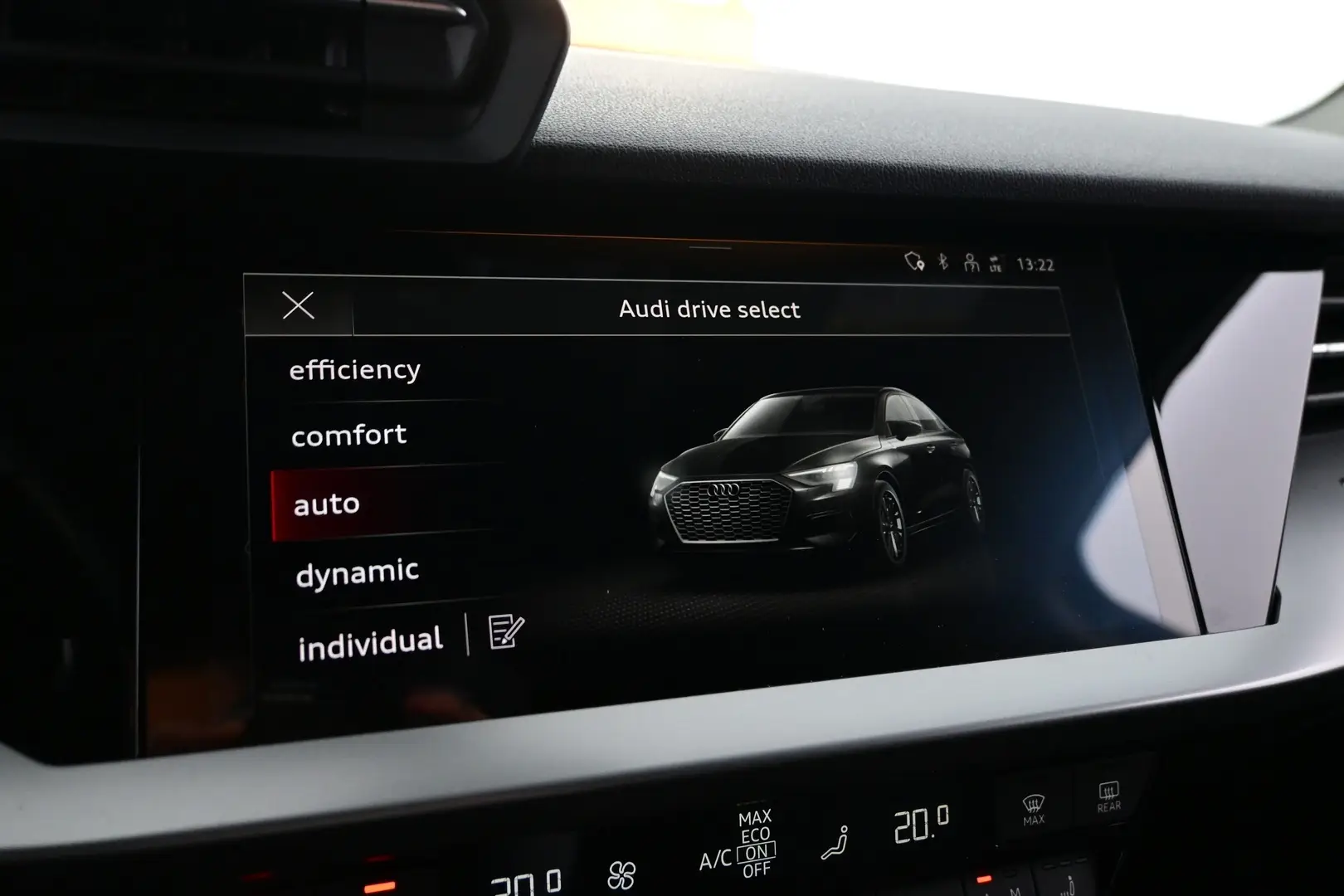 Car Image - 4Yiss8GoI2kgI9dZPDs0Nu
