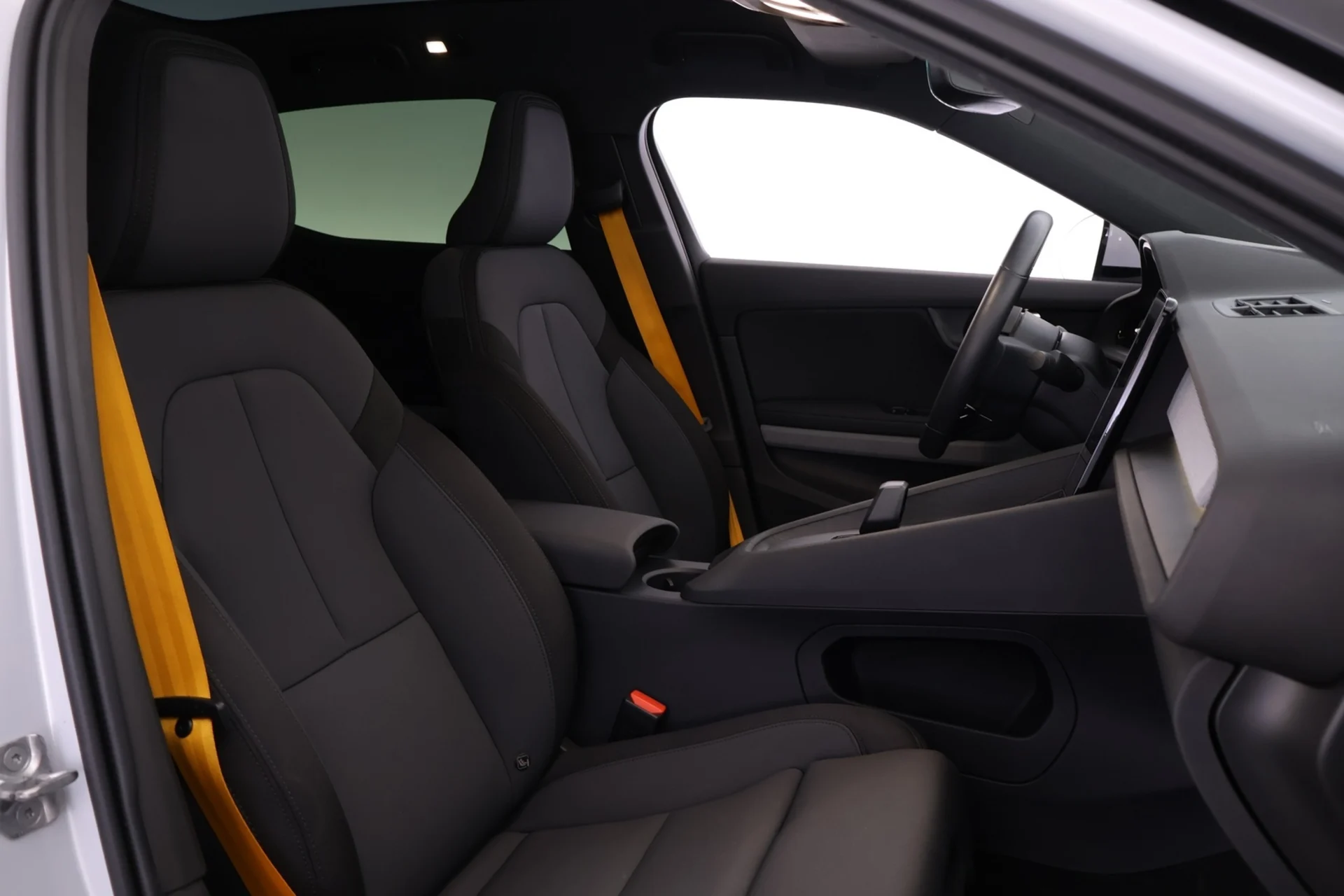 Car Image - 3xau5a4zFObnhe6iOqcox5