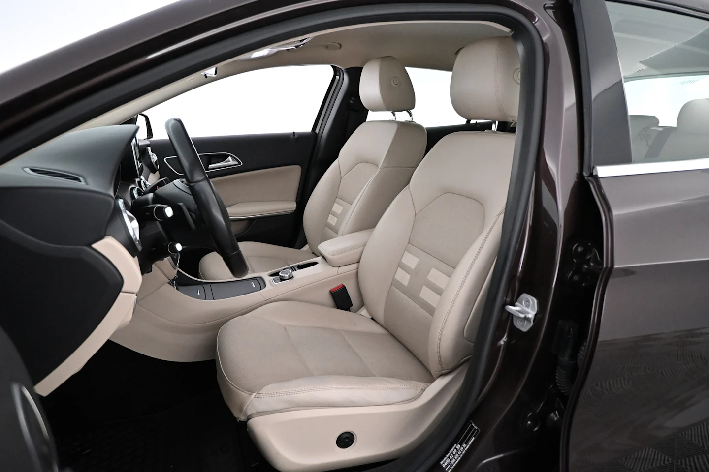 Car Image - 5w7lrbdgeCAUuwgsaEDotZ