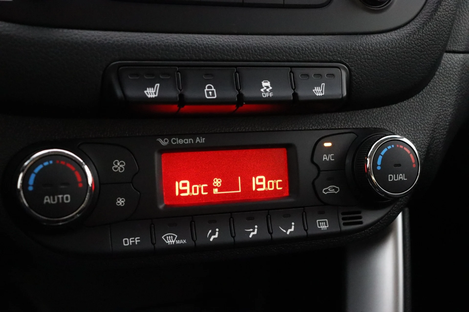 Car Image - vChNInyyyAzYbKAKvOM14