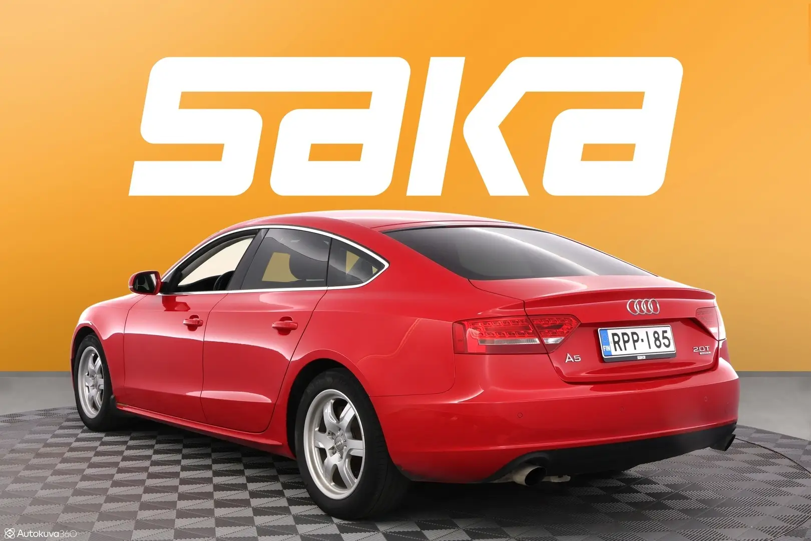 Car Image - M4yCCoeY7aYRZGJ61l1eP
