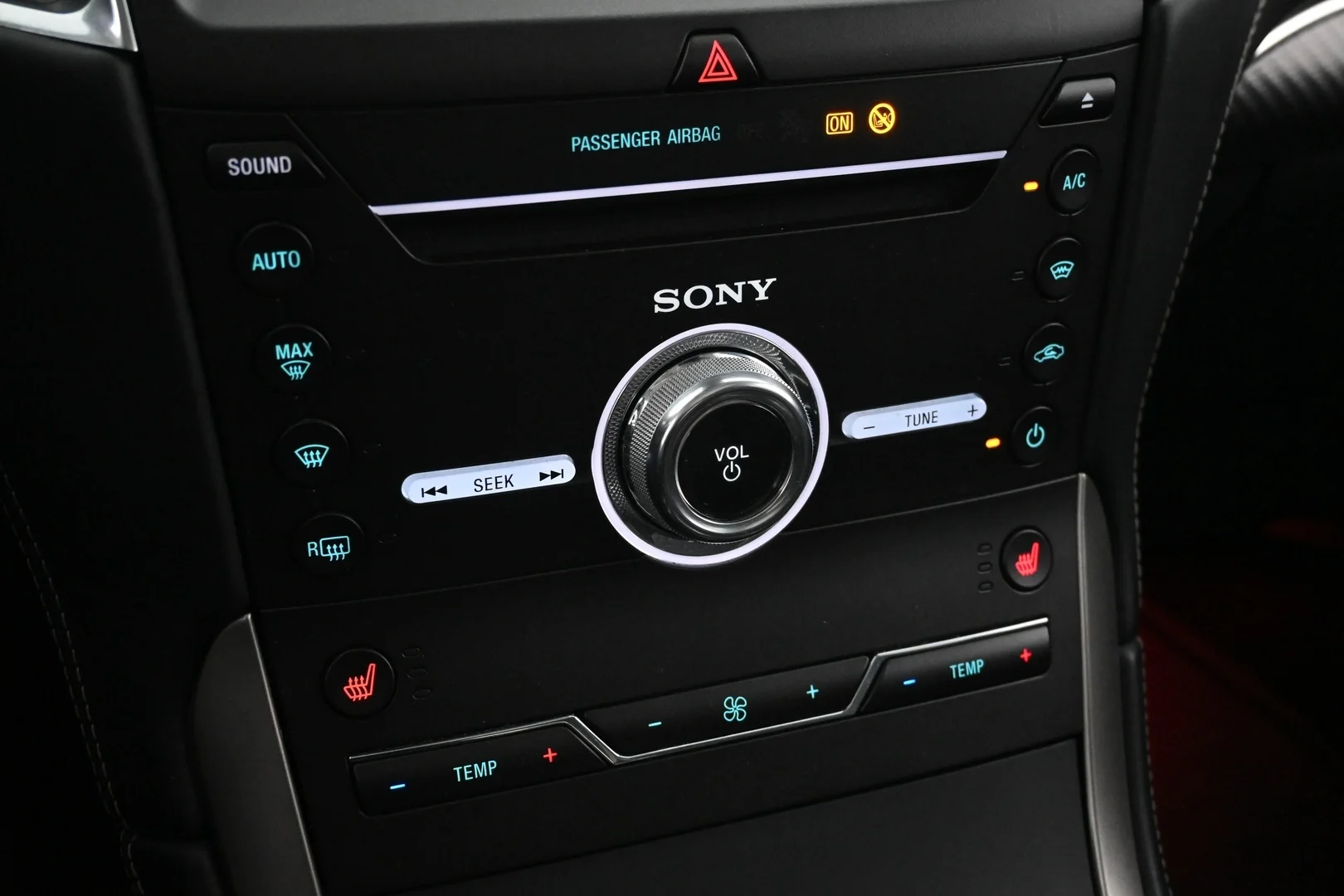 Car Image - 5TtqaYKCW9FIxecVaWRxpe