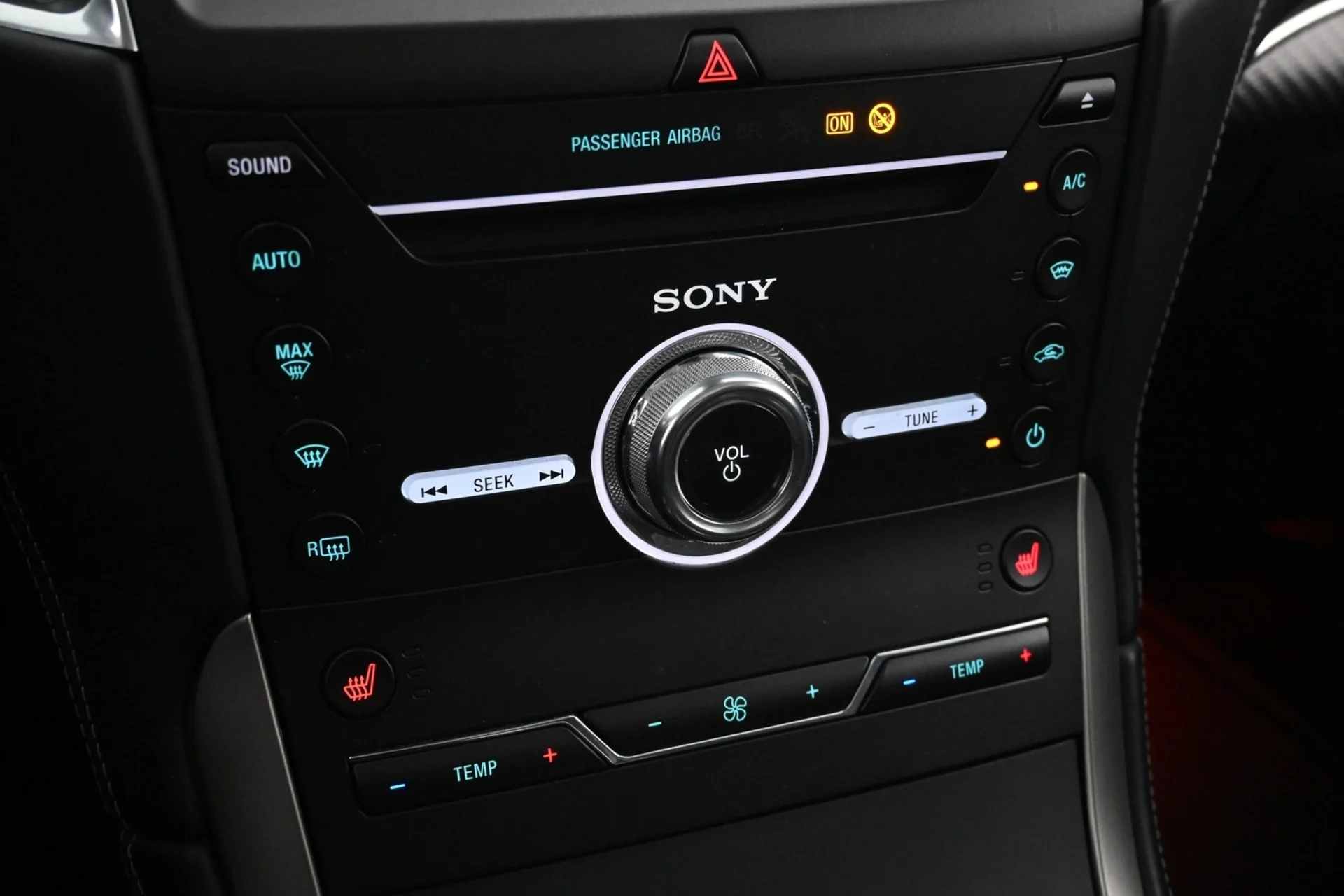 Car Image - 5TtqaYKCW9FIxecVaWRxpe