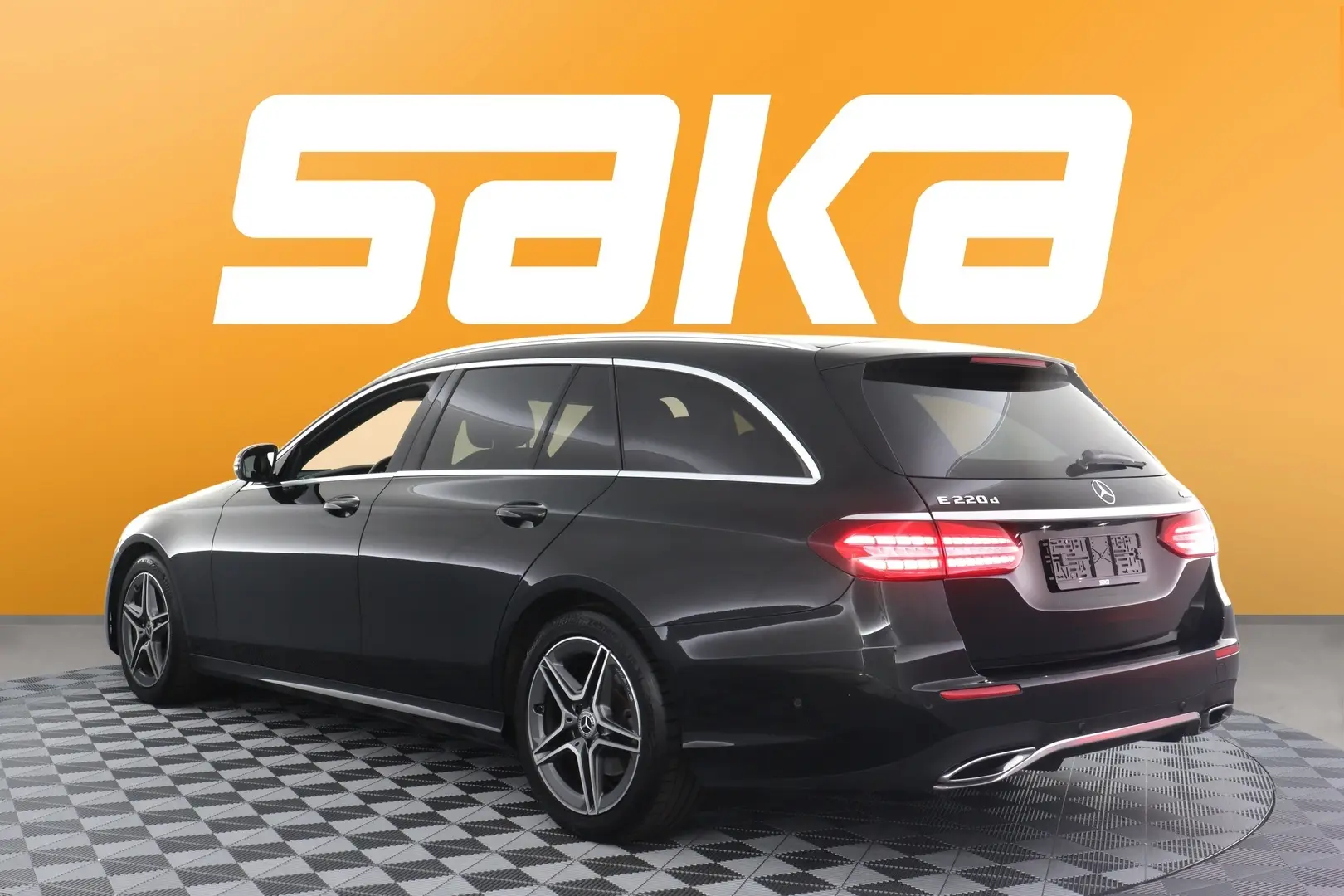Car Image - 7AAo84ibJQnA8A8sZbmxmK