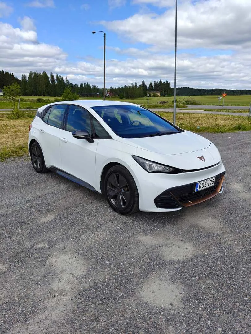 Car Image - 68JdaQUGctYS3L2aqNZ6Hy