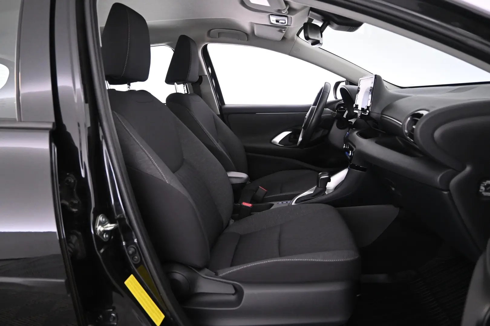 Car Image - gYm3eSEnOl9WaV5F3CGl9