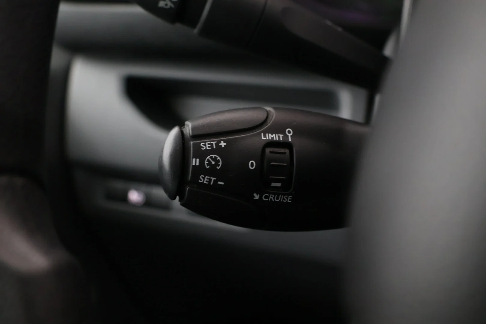 Car Image - 2nojcHGLKmapUMUVLGnL2Z