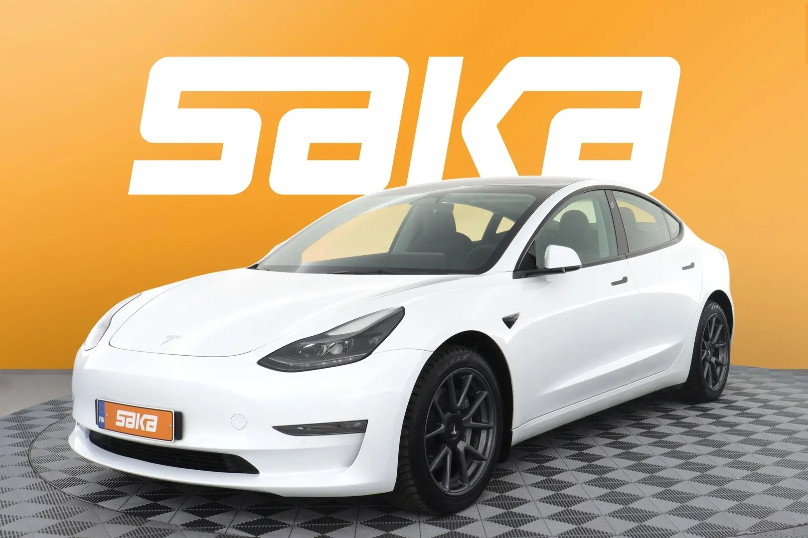 Car Image - WzarpjFbqcBcCyHSoxr1G