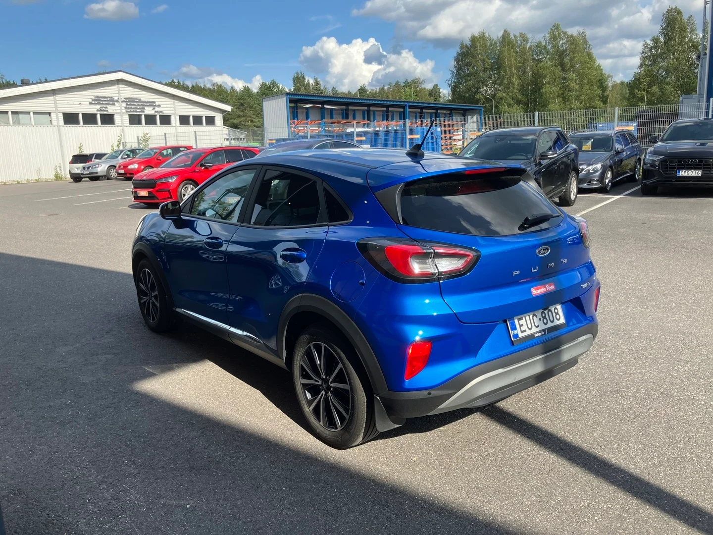 Car Image - sJFPpqtqN33JyhTvfszt1