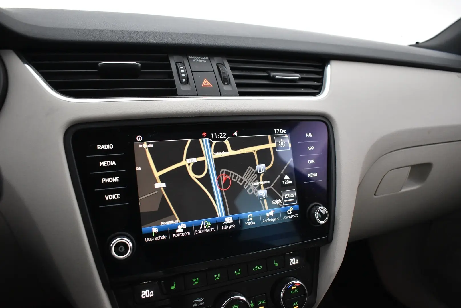 Car Image - 7jEO6Wez4FasiXAKUgp8I2