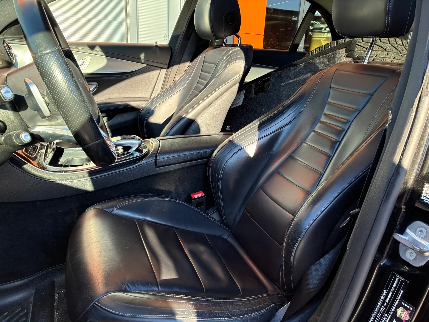 Car Image - 5QRYAqDKHwHjTStgehO6wL