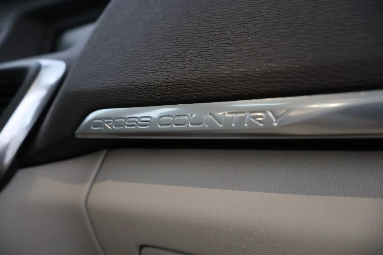 Car Image - 2zCMPNNWZ7Lui3bAobCoV0
